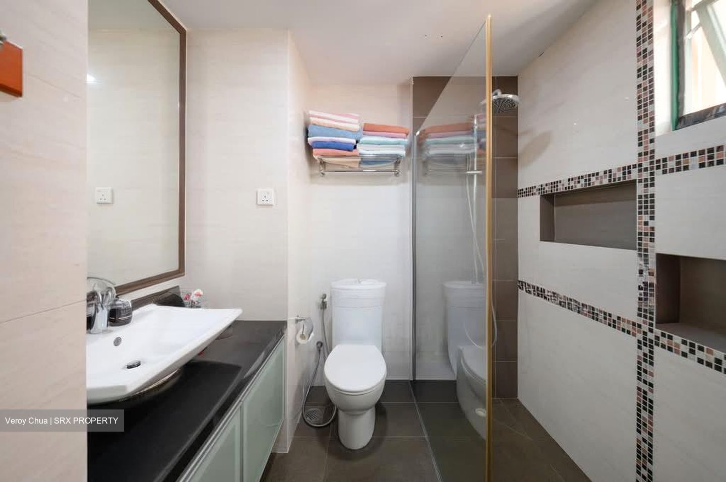 Hillview Heights (D23), Condominium #556709111